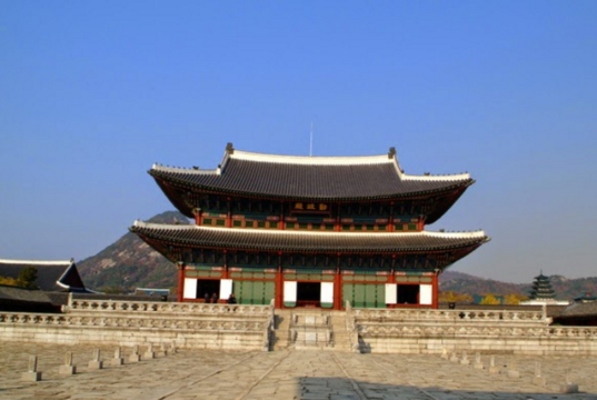 Megahnya-Peninggalan-Sejarah-Dinasti-Joseon-Gyeongbok