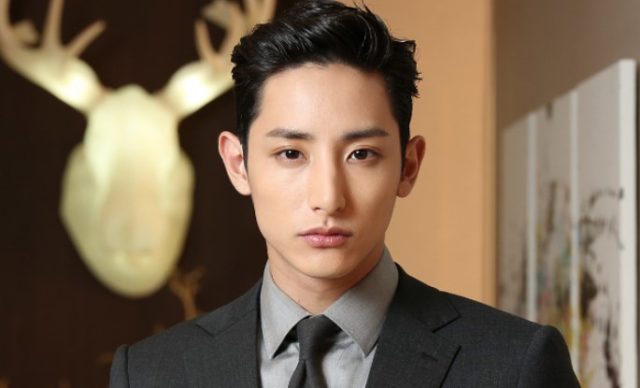 7-Aktor-Ini-Jadi-yang-Terpopuler-di-Korea-Saat-Ini-Lee-Soo-Hyuk 7-Aktor-Ini-Jadi-yang-Terpopuler-di-Korea-Saat-Ini-Lee-Soo-Hyuk