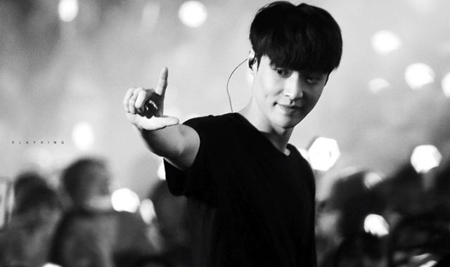 Lay-Dipastikan-Absen-Di-Sisa-Konser-Tur-EXO-di-Luar-Negeri