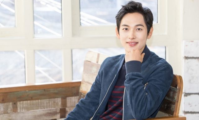 Im-Siwan-Sudah-Tentukan-Jadwal-Wajib-Militer!.