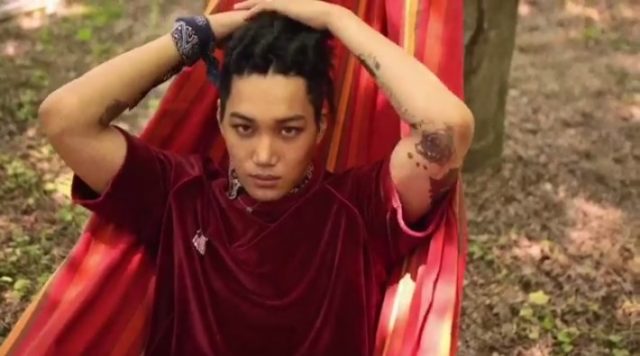 Rilis-Teaser-Clip-Pertama-EXO-‘The-War’,-Kai-Tampil-Menggoda-Dengan-Rambut-Gimbal