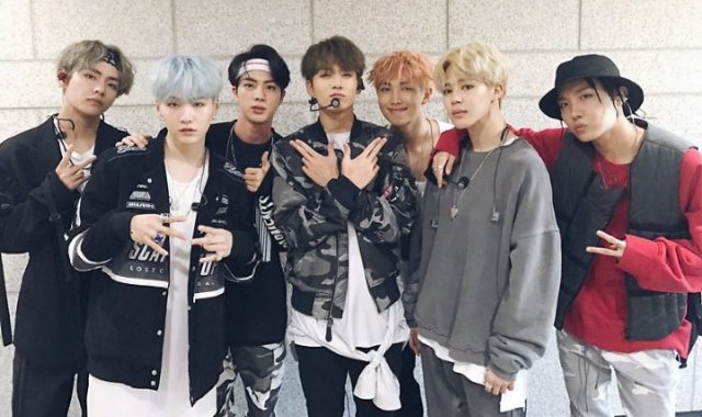 Berjaya-Di-Jepang,-BTS-Cetak-Rekor-Baru-Di-Tangga-Lagu-Tahunan-Oricon Berjaya-Di-Jepang,-BTS-Cetak-Rekor-Baru-Di-Tangga-Lagu-Tahunan-Oricon