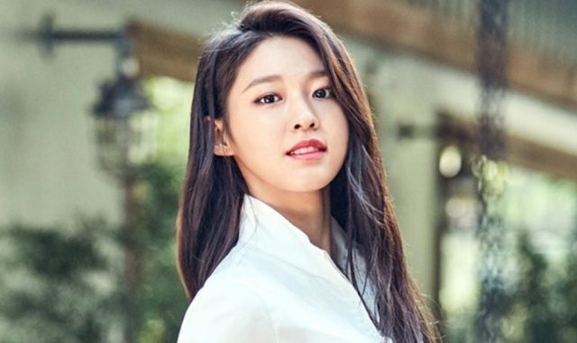 Sibuk-Syuting-‘Ansi-Fortress’,-Seolhyun-AOA-Pamer-Dukungan-Fans