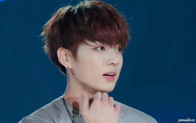 Nyanyikan-Lagu-Mendiang-Jonghyun-SHINee,-Jungkook-BTS-Banjir-Ucapan-Terima-Kasih-Dari-Shawol Nyanyikan-Lagu-Mendiang-Jonghyun-SHINee,-Jungkook-BTS-Banjir-Ucapan-Terima-Kasih-Dari-Shawol