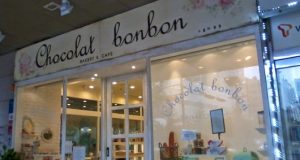 Yuk-Mampi-Ke-Toko-Roti-Dan-Cafe-‘Chocolat-Bonbon’-Milik-Eunhyuk-Super-Junior