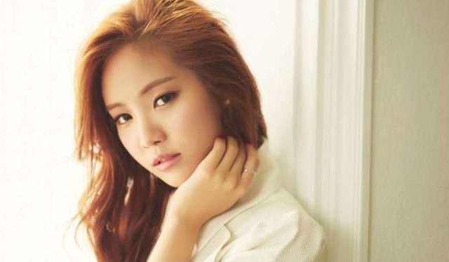 Soal-Bungkus-Rokok-Di-Foto-Naeun-A-Pink,-Agensi-Berikan-Klarifikasi Soal-Bungkus-Rokok-Di-Foto-Naeun-A-Pink,-Agensi-Berikan-Klarifikasi