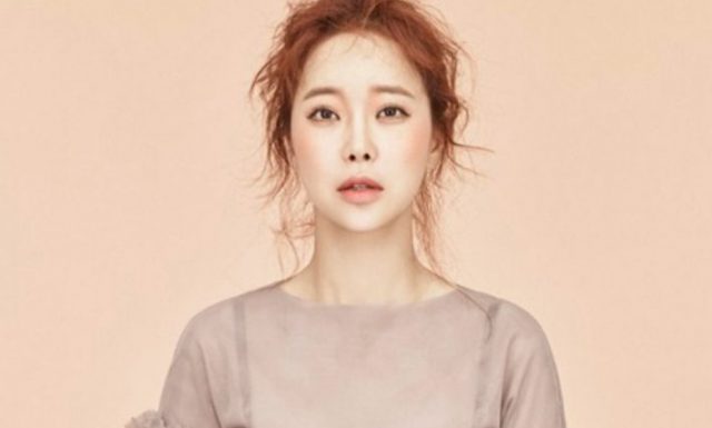 Suami-Tersandung-Kasus-Obat-Terlarang,-Baek-Ji-Young-Tetap-Lanjut-Konser Suami-Tersandung-Kasus-Obat-Terlarang,-Baek-Ji-Young-Tetap-Lanjut-Konser