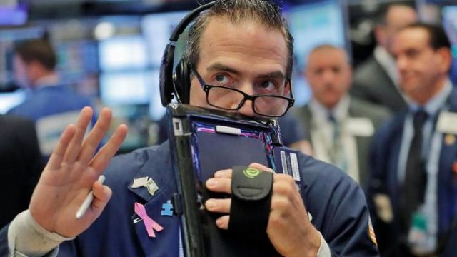 Nasdaq Futures Melemah Ikuti Koreksi Saham Amazon dkk