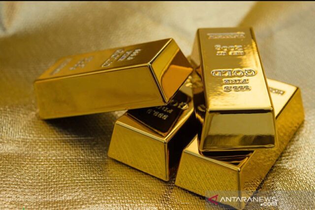 Harga emas naik 2 dolar, selera risiko reda dan yield