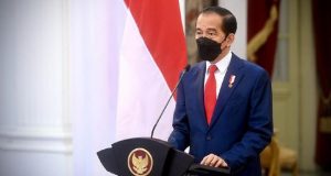 Pesan Jokowi ke Bankir & Fenomena Mesin ATM 'Ditinggal'!