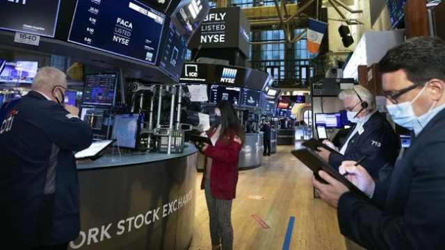 Gara-gara Amazon Dkk, Wall Street Merana