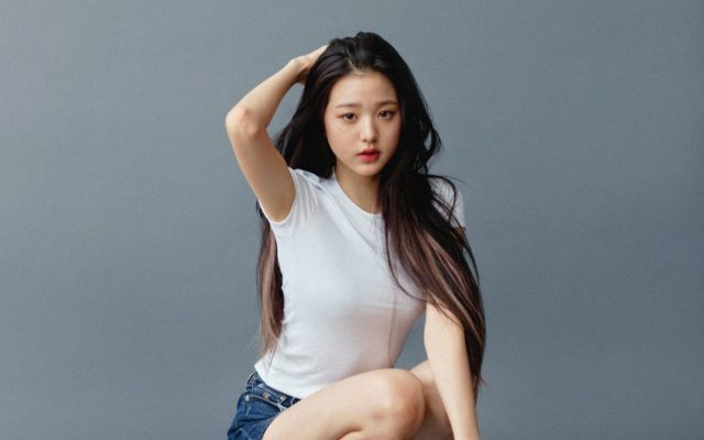 Jang Won Young Pamer Bodi Memukau di Postingan Baru, Wajah