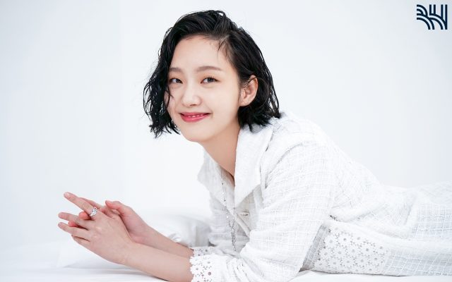 Kim Go Eun Senyum Malu-Malu Diajak Kencan di 'Yumi's Cells',