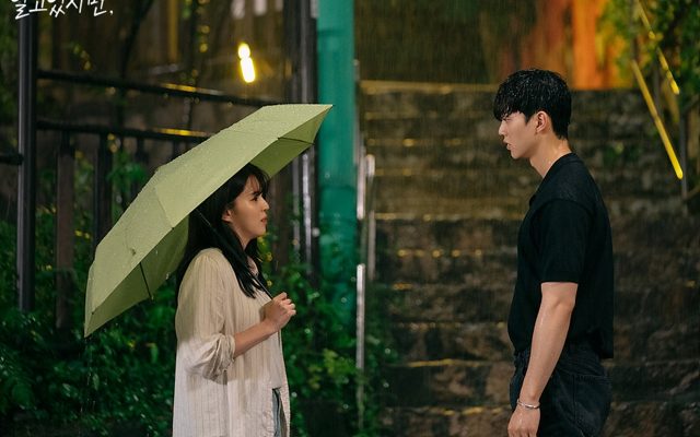 Song Kang Beri Peringatan Serius Ke Han So Hee di