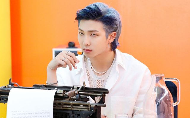 BTS dan ARMY Dituduh Main Curang di Billboard, RM Beri