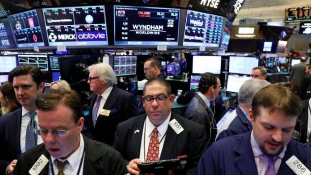 Saham Vaksin Terkerek, Dow Jones Dibuka Melompat 204 Poin