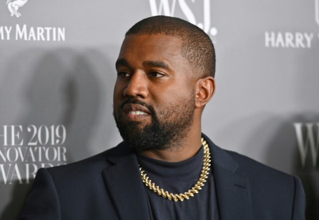 Untuk Persiapan Album Baru Kanye West Disebut Tinggal di Stadion