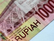 Jaga Rupiah dari Amukan Dolar, BI Diramal Tahan Bunga Acuan