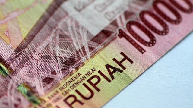 Jaga Rupiah dari Amukan Dolar, BI Diramal Tahan Bunga Acuan