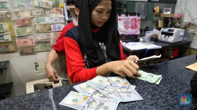 Top! Rupiah Tak Sentuh Zona Merah 2 Hari Beruntun