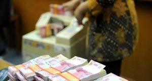Meski Nasib PPKM Level 4 Belum Jelas, Rupiah Libas Dolar AS!