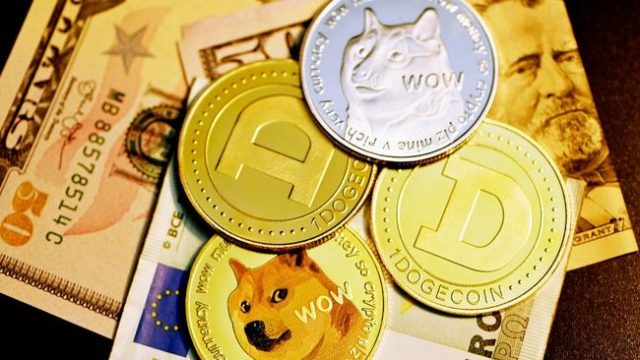 Wuih Kripto Terbang Lagi, tapi Harga Dogecoin Nyungsep