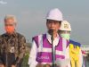 Presiden Joko Widodo memberikan keterangan pers usai meninjau proyek pembangunan jalan tol Semarang/Demak di Kabupaten Demak, Jawa Tengah pada Jumat 11 Juni 2021 / Youtube Setpres
