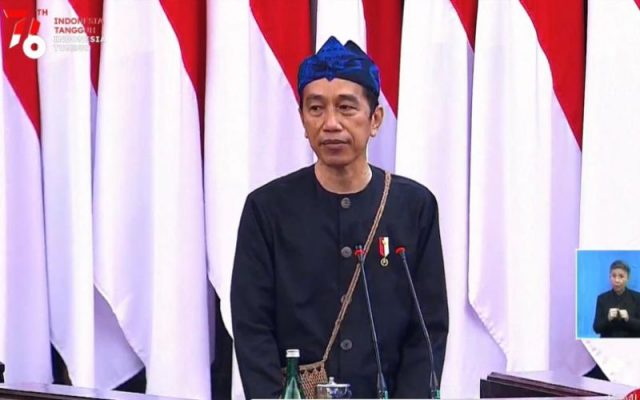 Jokowi: Pandemi Tidak Boleh Hambat Reformasi Struktural! Presiden Joko Widodo saat menyampaikan pidato kenegaraan di Sidang Tahunan MPR RI 2021 di Kompleks Parlemen, Jakarta, Senin 16 Agustus 2021 / Youtube Sekretariat Presiden
