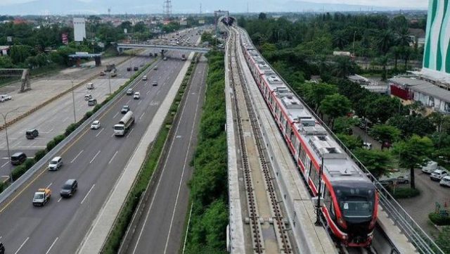 ADHI Terima Rp 521 M Pembayaran Proyek LRT dari Pemerintah