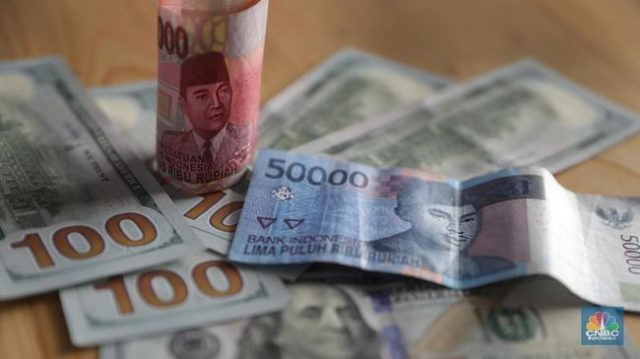 Jadi Idola Asia, Rupiah Bisa Tembus Rp 14.100/US$ Pekan Ini?