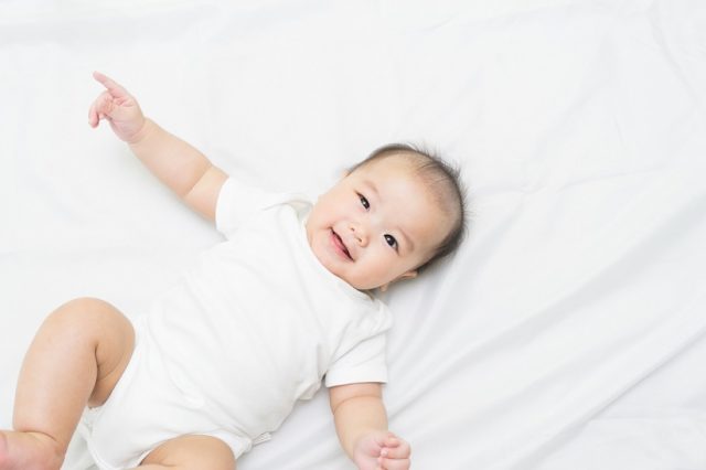 Tips Memilih Bedak Untuk Bayi Yang Aman