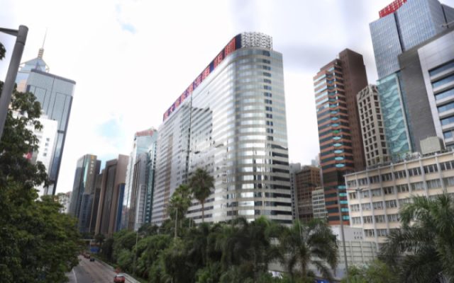 China Evergrande Center di Wan Chai, Hong Kong, pada Senin (20/9/2021) - Bloomberg/Kyle Lam