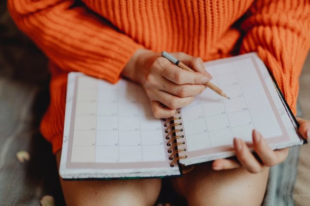 Menstruasi Terlambat? Ini Dia Penyebabnya!