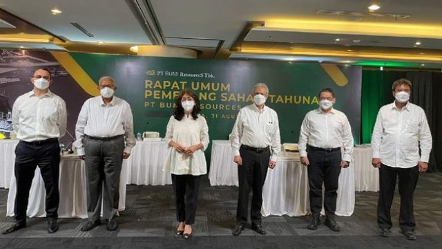 RUPST BUMI Lantik Komut Cicip Sutardjo & Presdir Aga Bakrie