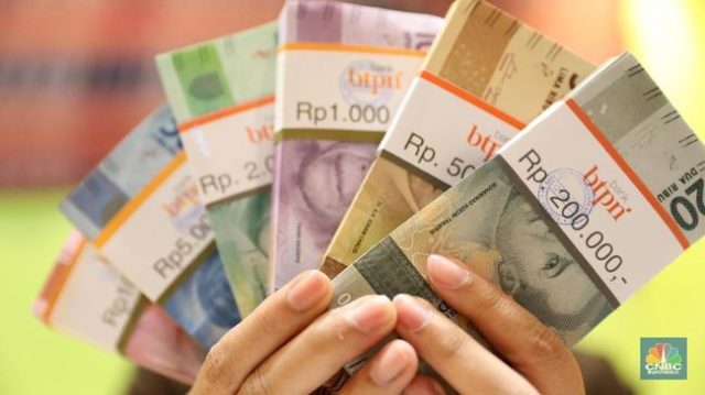 Pembukaan Pasar: Rupiah Menguat 15 Poin ke Rp 14.235/Dolar AS Pembukaan Pasar: Rupiah Menguat 15 Poin ke Rp 14.235/Dolar AS