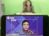 Layar menampilkan Ketua Umum Asosiasi Pengusaha Indonesia (Apindo) Hariyadi B. Sukamdani memberikan pemaparan dalam acara Bisnis Indonesia Business Challenges 2021 di Jakarta, Selasa (26/1/2021). Bisnis - Himawan L Nugraha