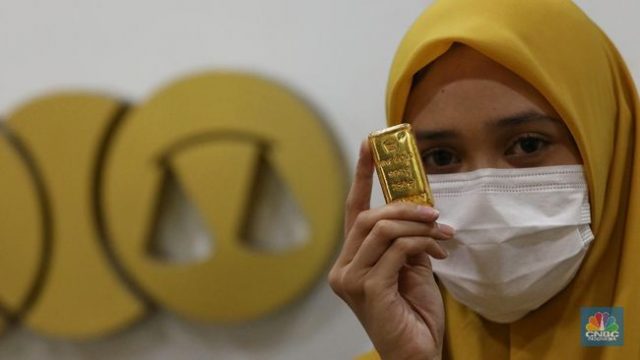 Dolar AS Tetap Perkasa, Emas Tambah Sengsara...