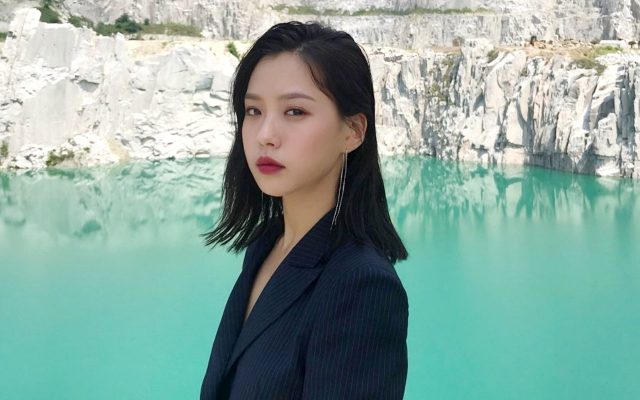 7 Potret Anggun Go Min Si, Aktris Cantik Yang Dua