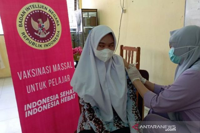 Penerima dua dosis vaksin COVID-19 di Indonesia capai 79,2 juta