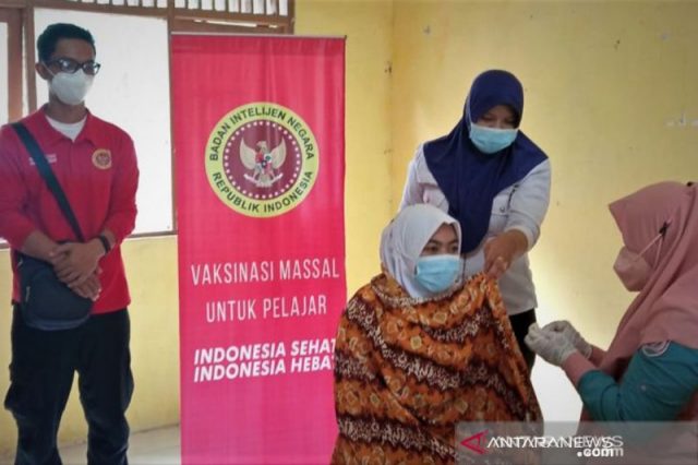 Sebanyak 80,95 juta penduduk telah divaksinasi COVID-19 lengkap