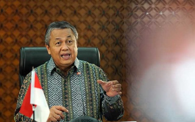 Gubernur Bank Indonesia Perry Warjiyo memberikan keterangan melalui streaming di Jakarta, Rabu (29/4/2020).  - Bank Indonesia