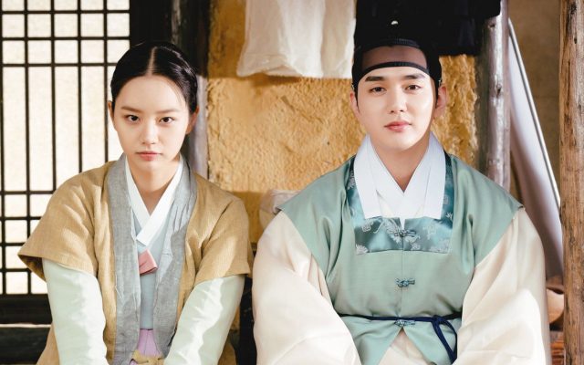 Hyeri dan Yoo Seung Ho Dinilai Serasi, Penulis 'Moonshine' Awalnya