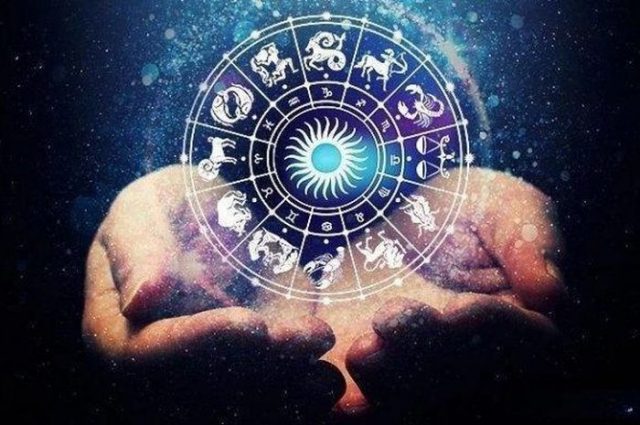 Horoskop - Ramalan zodiak Capricorn 2021