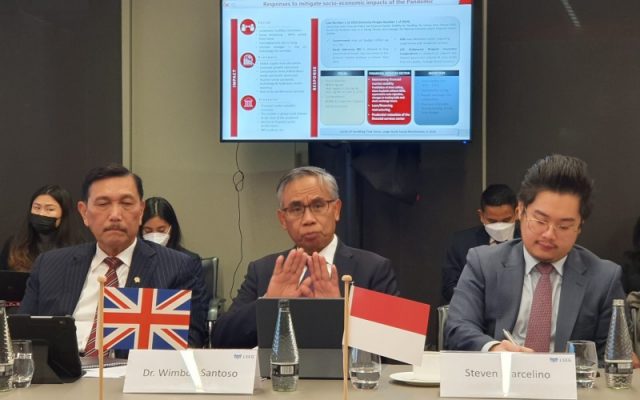 Ketua Dewan Komisioner OJK Wimboh Santoso, dalam acara Capital Market Day di London, Inggris, Jumat (29/10/2021), mengajak investor mancanegara untuk menanamkan investasinya di pasar modal Indonesia seiring dengan prospek pemulihan ekonomi. -  OJK.