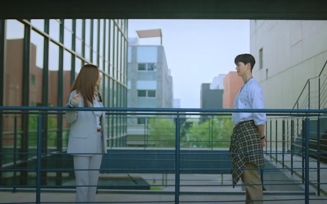 Sempat Kesal, Park Min Young Akhirnya Jatuh Cinta pada Song
