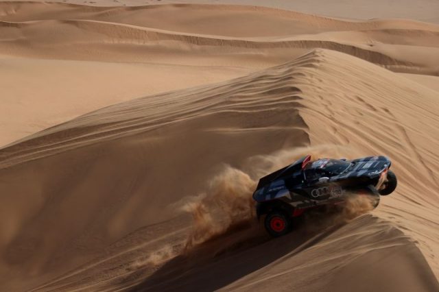 Peterhansel menangi etepe 10 Dakar, Al-Attiyah tatap titel keempat
