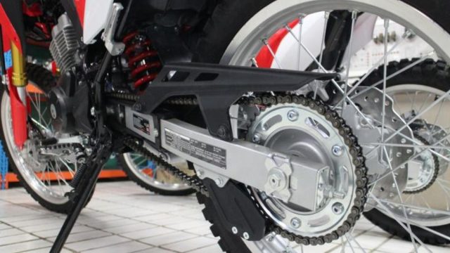 Ini yang Harus Diperhatikan Saat Membersihkan Rantai Motor Septian Pamungkas