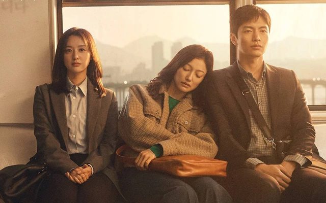 Pelukan di Pemotretan, Kim Ji Won-Lee Min Ki & Lee