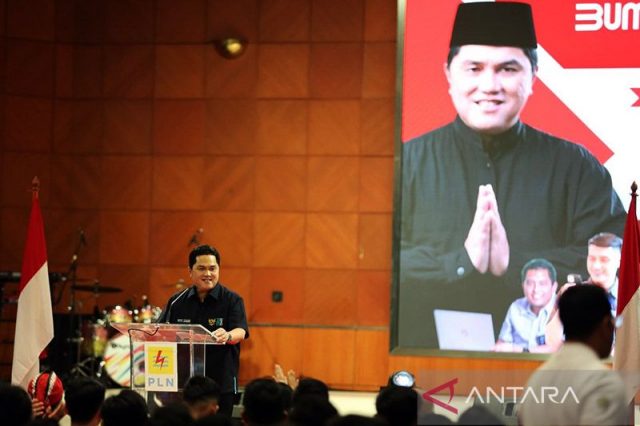 Erick Thohir dukung transisi energi PLN