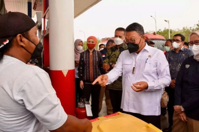 Menteri ESDM imbau pelaku industri pakai solar nonsubsidi